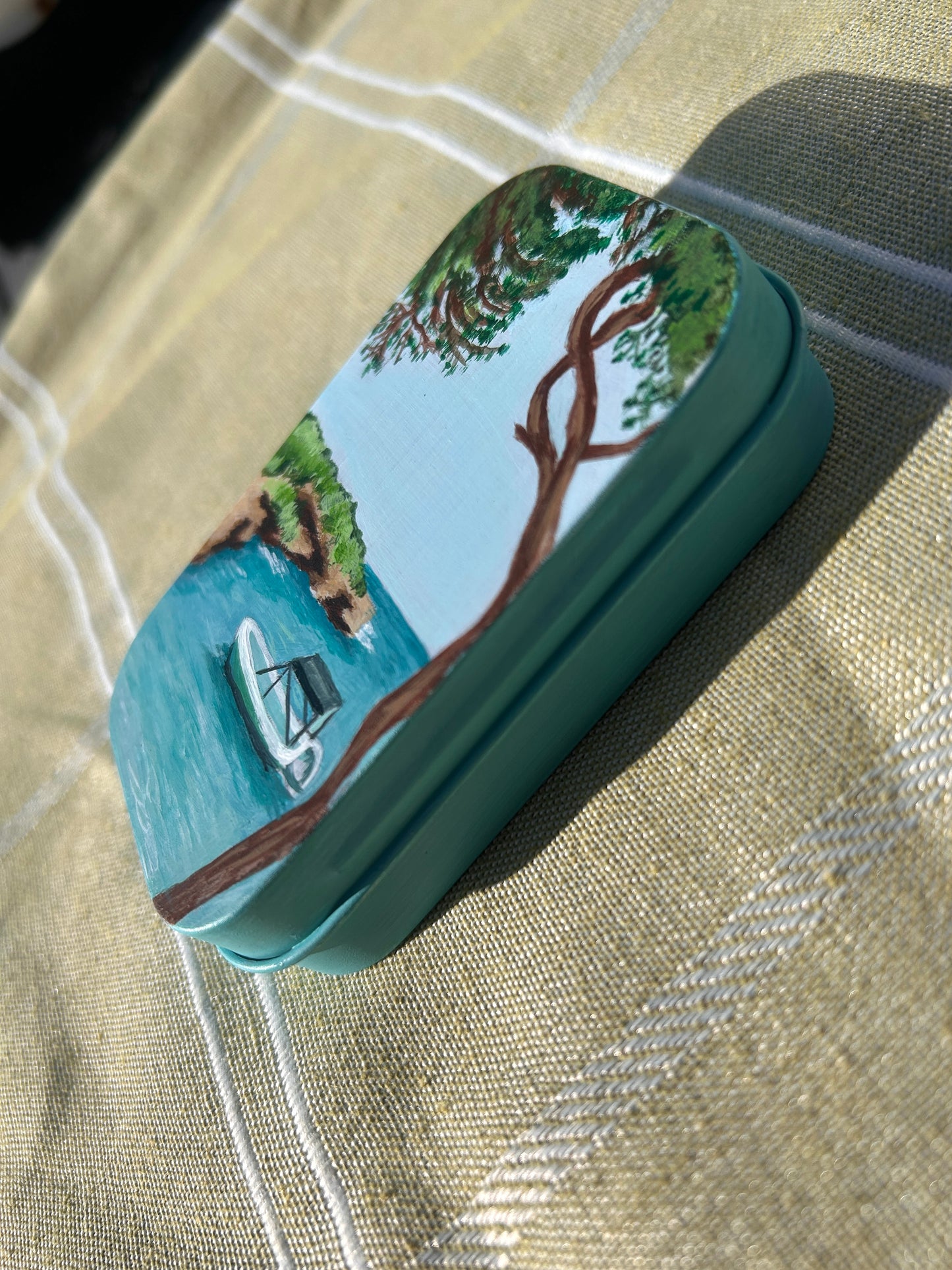Summer in a tin : cove